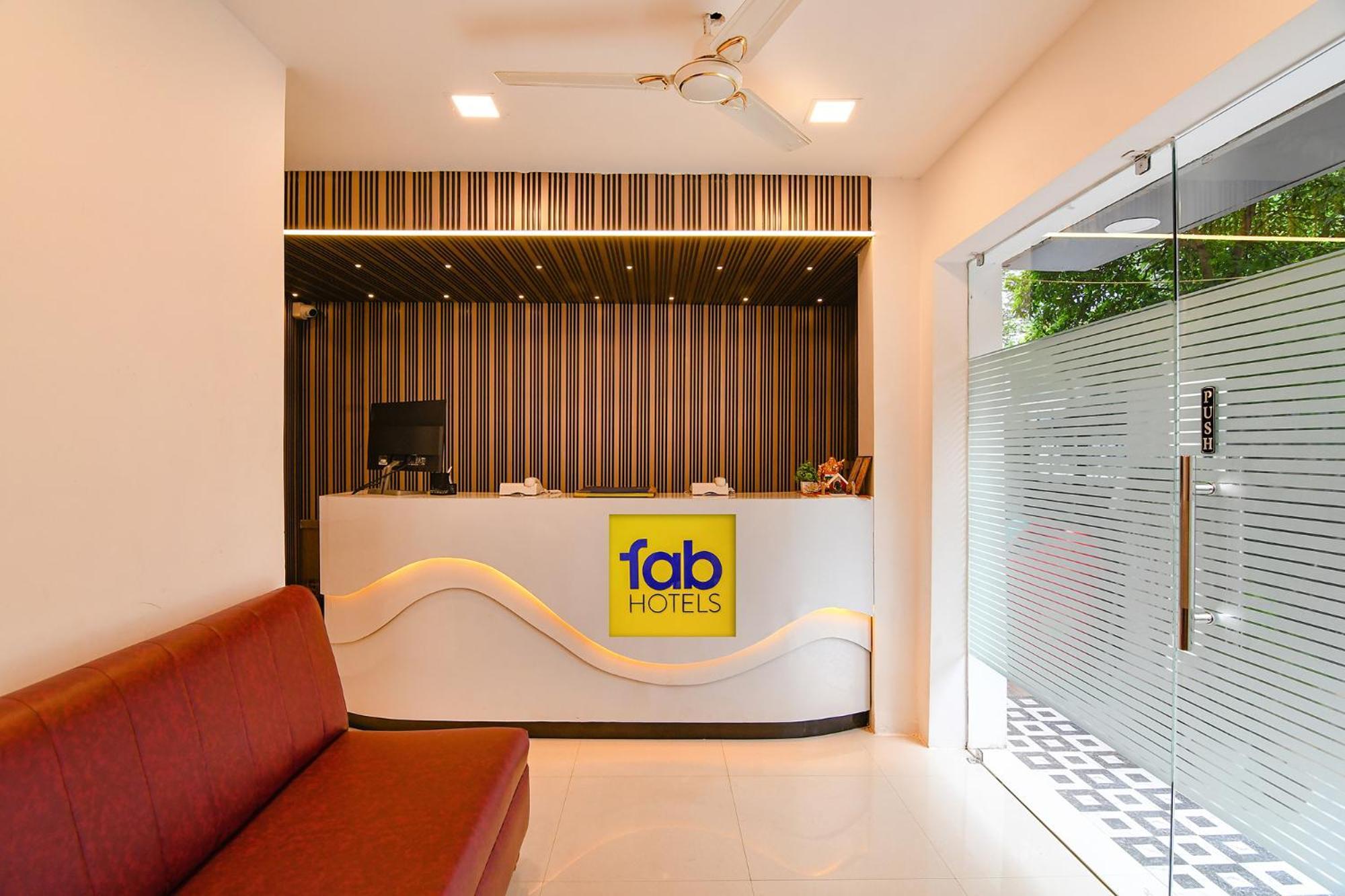 Fabhotel Heritage Ruby Kolkata