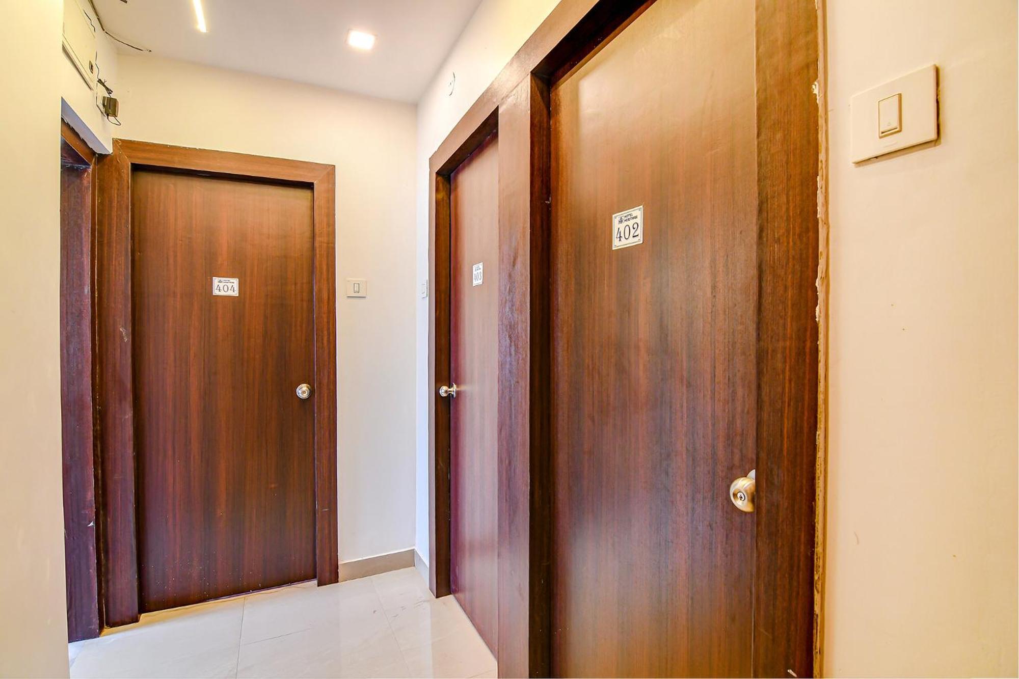Fabhotel Heritage Ruby Kolkata